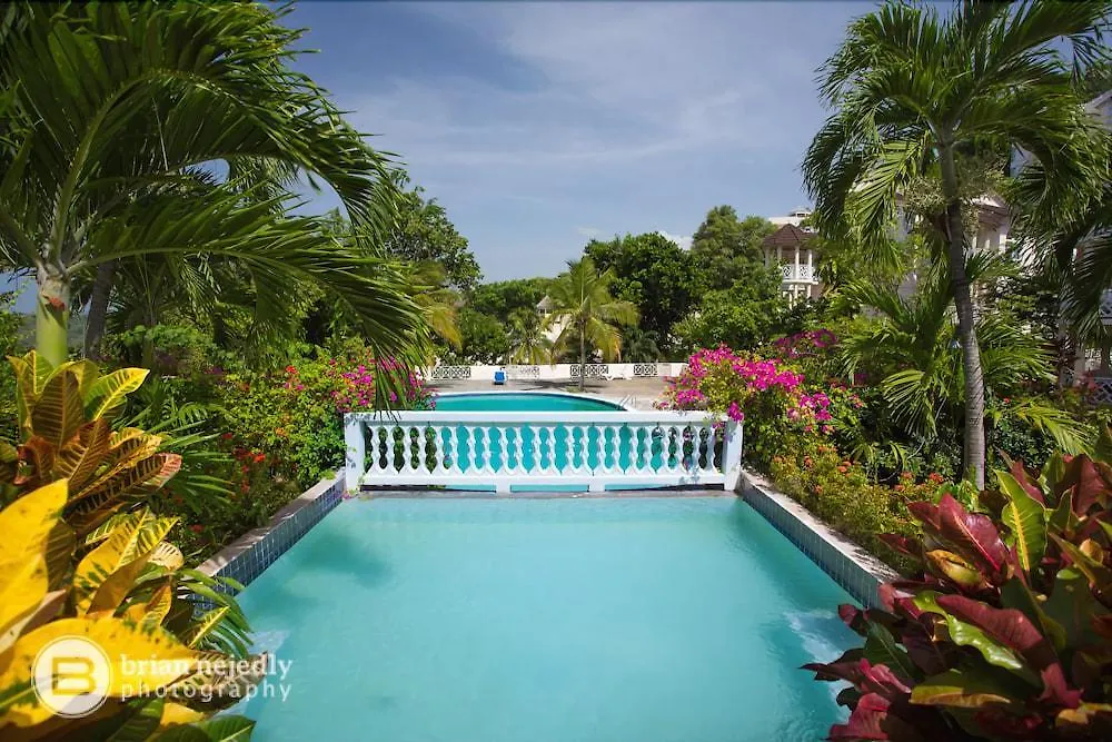 Columbus Heights Apartment Ocho Rios