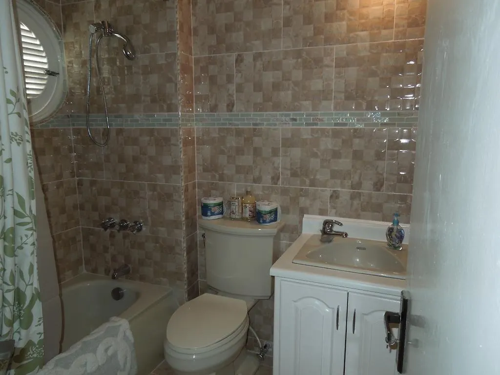 Columbus Heights Apartment Ocho Rios