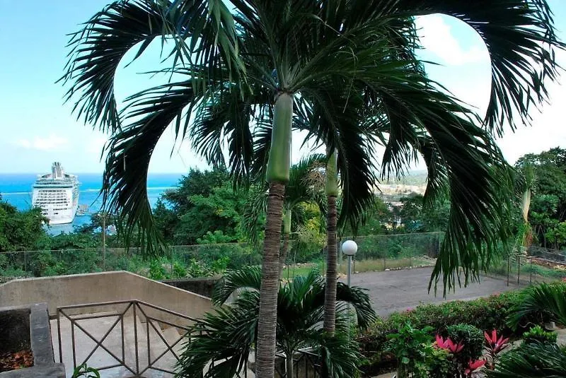 Columbus Heights Apartment Ocho Rios